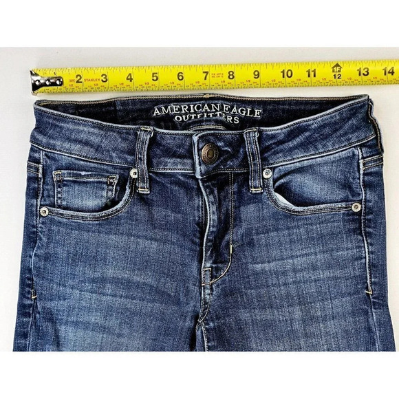 American Eagle Outfitters Size 2 Long Super Stretch Skinny Blue Denim Logo Jeans - Picture 2 of 13